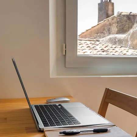 Escapade A Deux En Provence, Adresse Calme, Centre A Pied, Wifi, Climatisation Et Parking Gratuit A 50m Апартаменты Греу-ле-Бэн