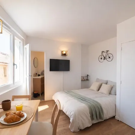 Апартаменты Escapade A Deux En Provence, Adresse Calme, Centre A Pied, Wifi, Climatisation Et Parking Gratuit A 50m *